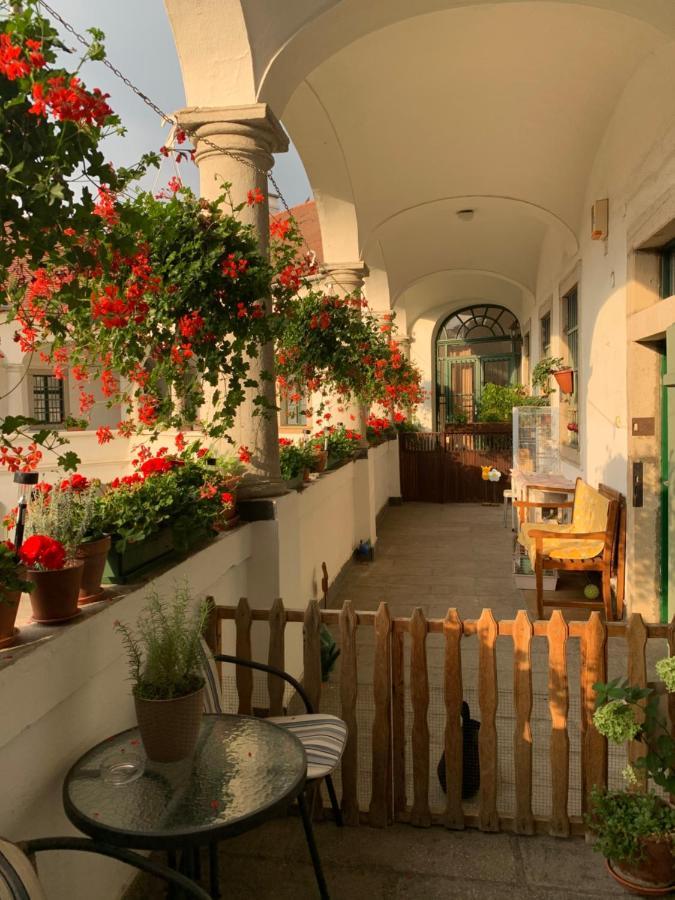 Forst-Haz Apartman Eger Exterior photo